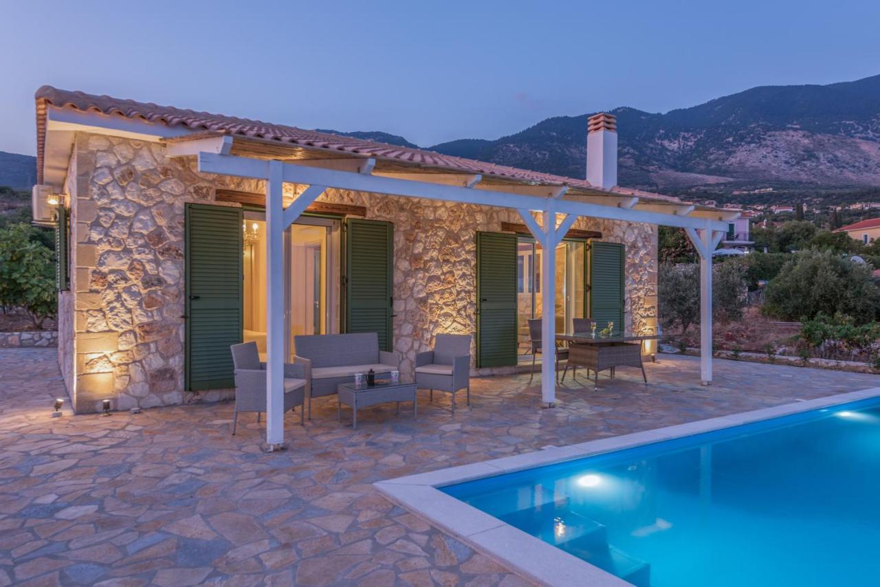 Grapevine Cottage Аргостолион Екстериор снимка